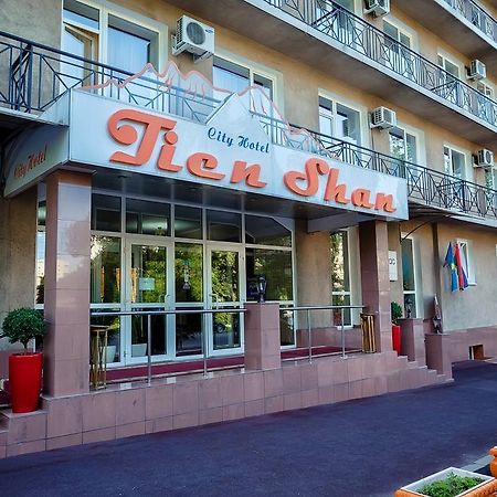 City Hotel Tien Shan Köktöbe Kültér fotó