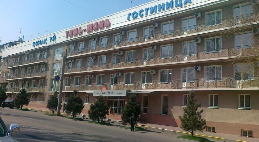 City Hotel Tien Shan Köktöbe Kültér fotó